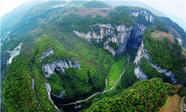 广州智汇是国际化的主题旅游服务商，提供高水平的旅游项目咨询管理服务。主要涉及：项目立项、可行性研究分析、旅游策划、旅游规划、第三方专业顾问、运营管理……是以运营价值为导向的智力机构。