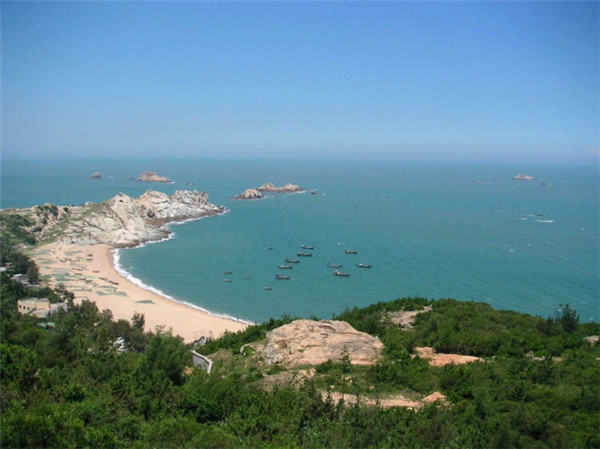 广州智汇是国际化的主题旅游服务商，提供高水平的旅游项目咨询管理服务。主要涉及：项目立项、可行性研究分析、旅游策划、旅游规划、第三方专业顾问、运营管理……是以运营价值为导向的智力机构。